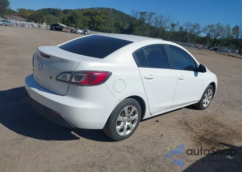 2011 Mazda Mazda3 I Sport from USA, damaged, VIN JM1BL1UF8B1359856